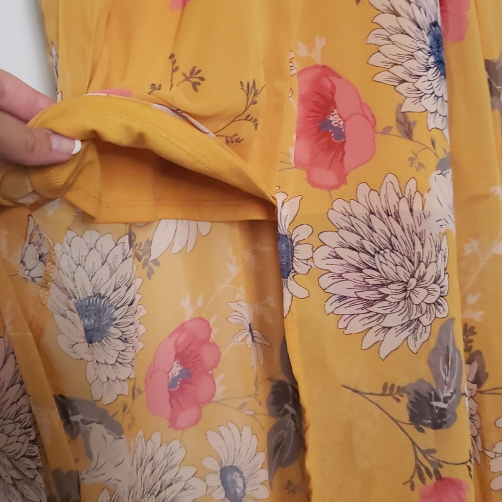 Golden yellow Fall/Spring Maxi - Picture 4 of 4